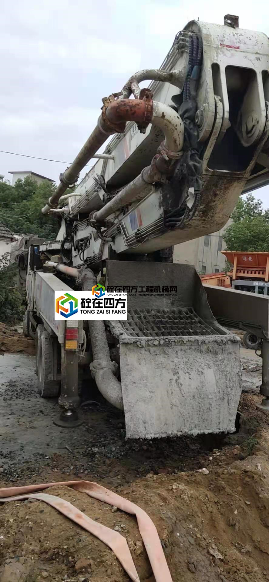 https://images.tongzsf.com/tong/truck_machine/20210301/1603c65853bdae.jpg