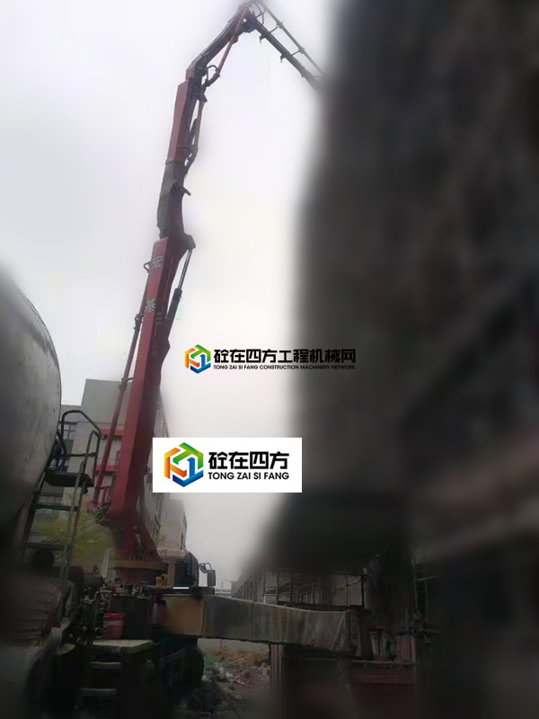 https://images.tongzsf.com/tong/truck_machine/20210301/1603c9860bfd69.jpg