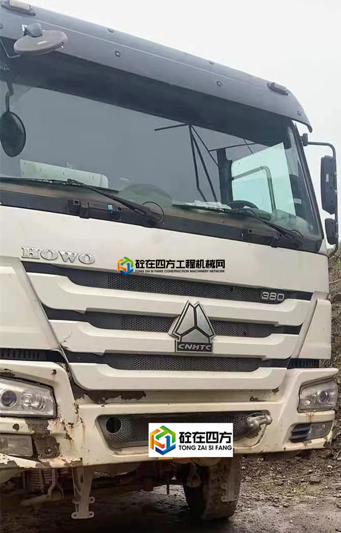 https://images.tongzsf.com/tong/truck_machine/20210301/1603ca4b0a4549.jpg