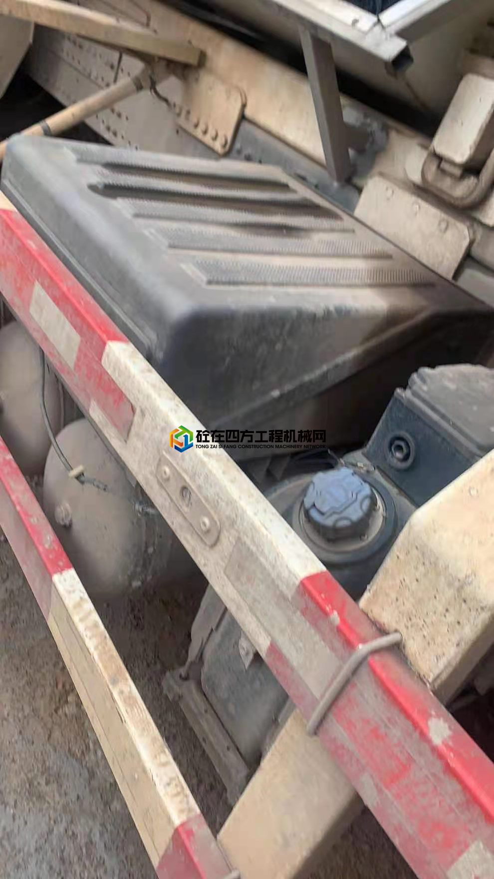 https://images.tongzsf.com/tong/truck_machine/20210301/1603ca4b19ed13.jpg