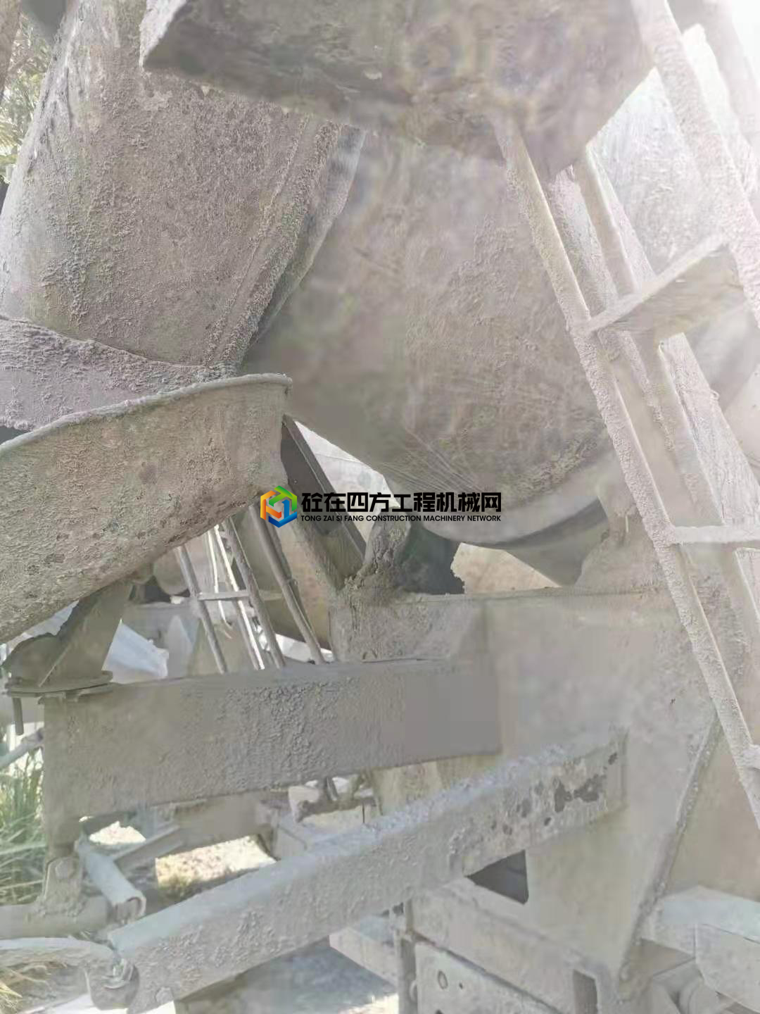 https://images.tongzsf.com/tong/truck_machine/20210302/1603d93628b8a1.jpg