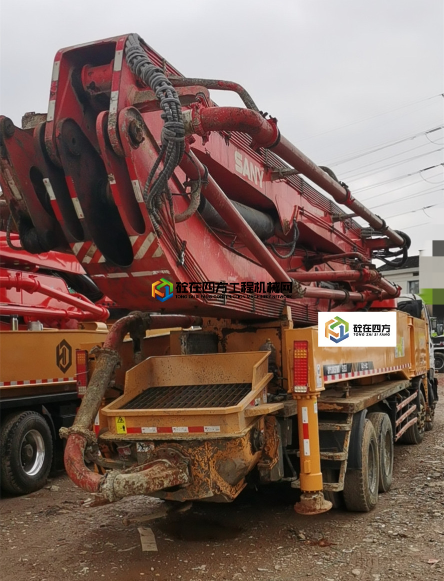 https://images.tongzsf.com/tong/truck_machine/20210303/1603efd4dad8b3.jpg