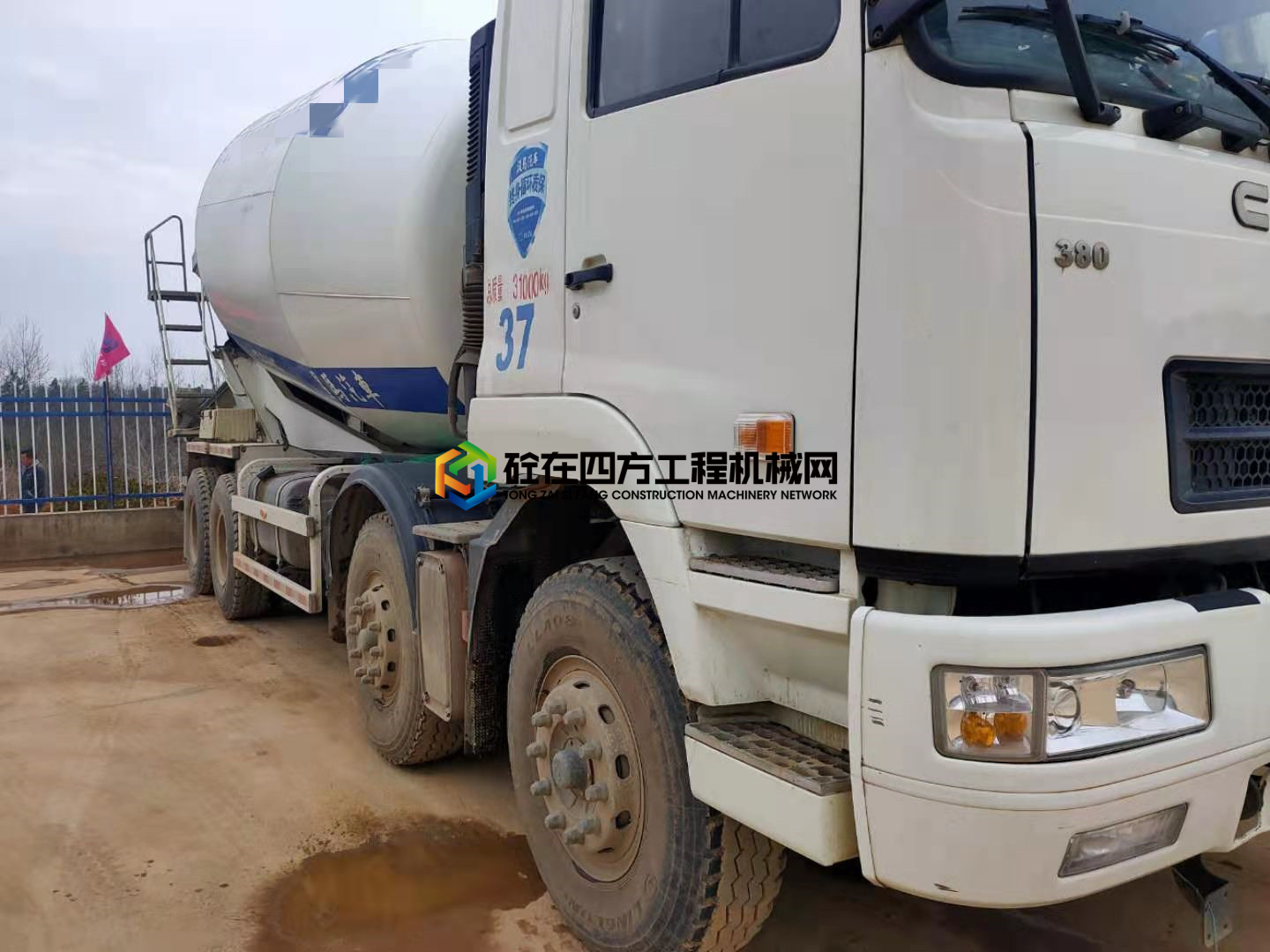 https://images.tongzsf.com/tong/truck_machine/20210303/1603f215caba8f.jpg