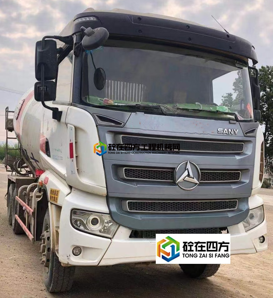 https://images.tongzsf.com/tong/truck_machine/20210304/160408fcc77e6c.jpg