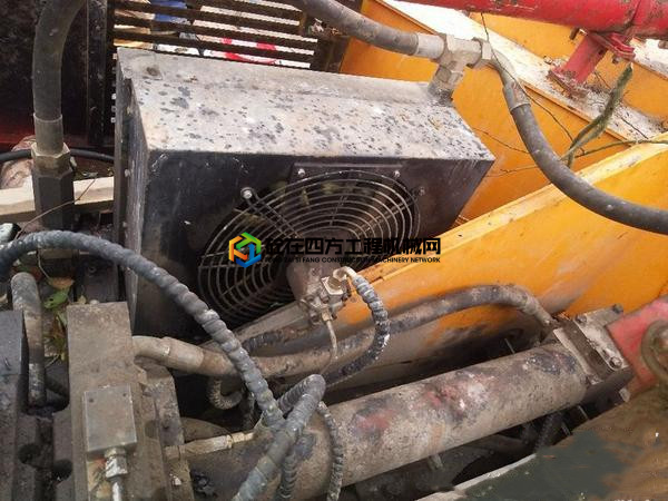 https://images.tongzsf.com/tong/truck_machine/20210304/160409a1902085.jpg