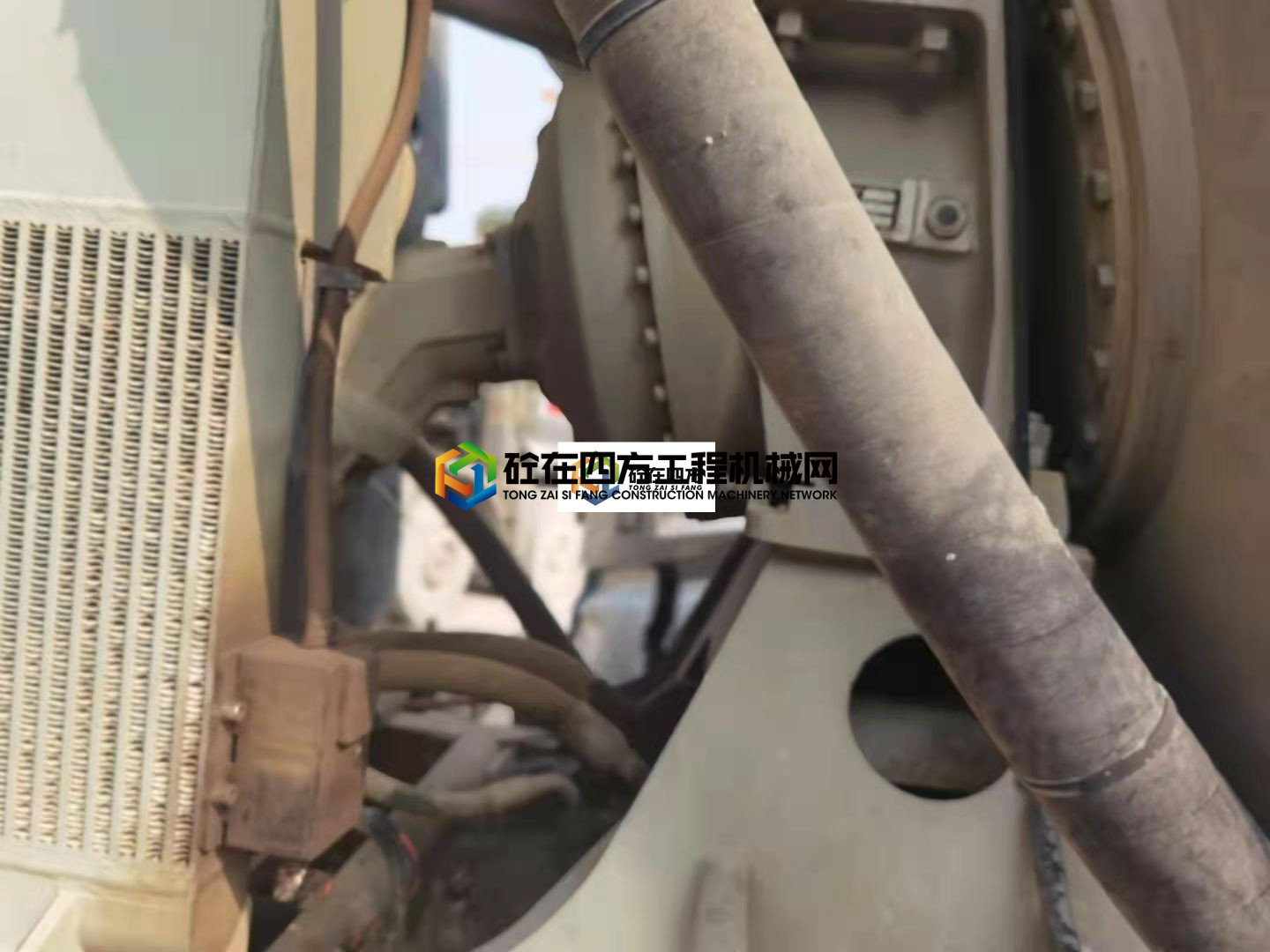https://images.tongzsf.com/tong/truck_machine/20210304/16040b0d668a5a.jpg