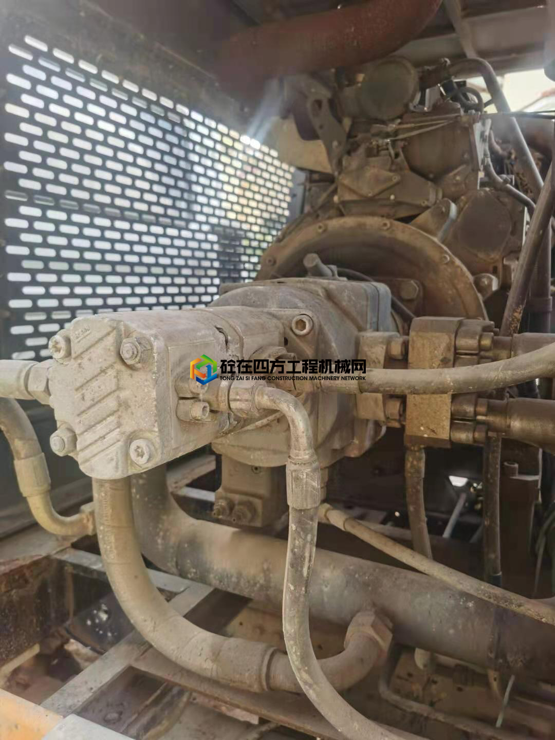 https://images.tongzsf.com/tong/truck_machine/20210305/16041d54faaac3.jpg