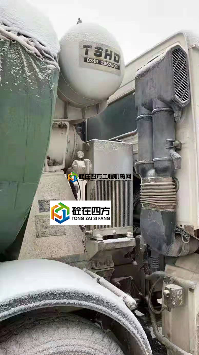 https://images.tongzsf.com/tong/truck_machine/20210305/16041f4cc674ad.jpg