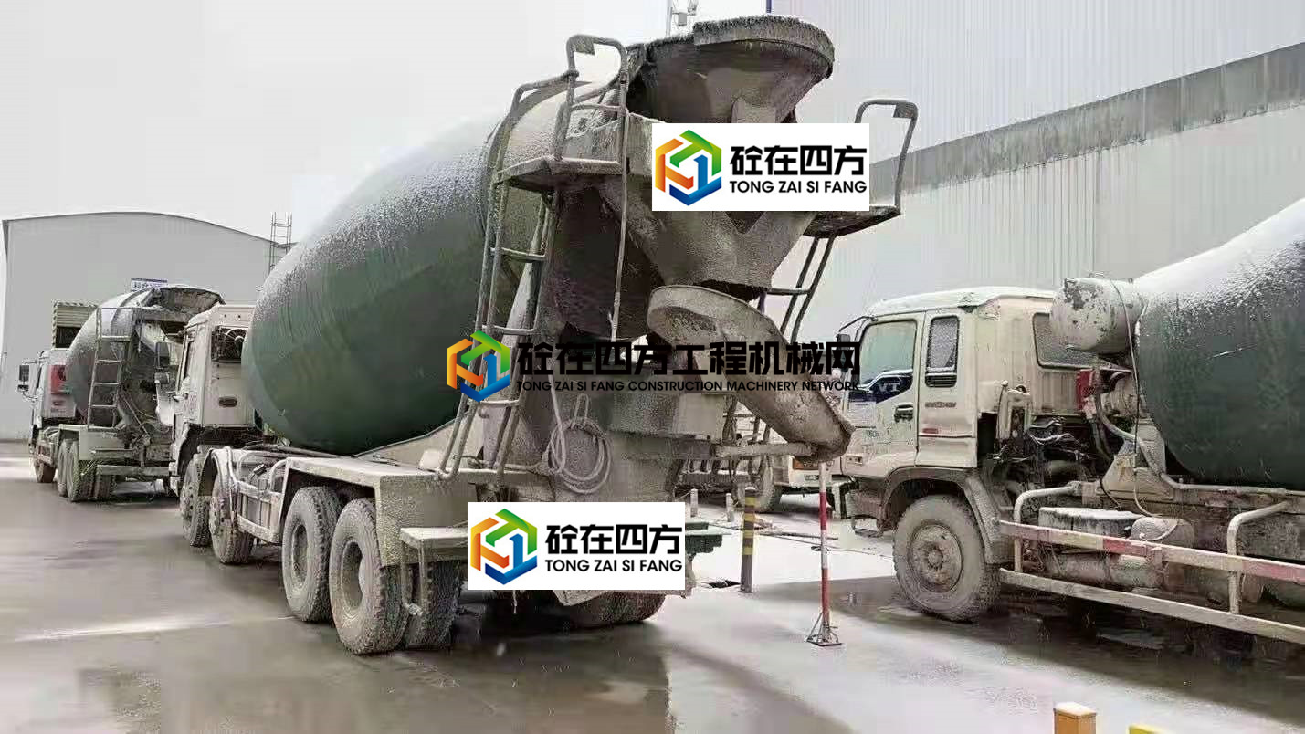 https://images.tongzsf.com/tong/truck_machine/20210305/16041f4cce8a65.jpg
