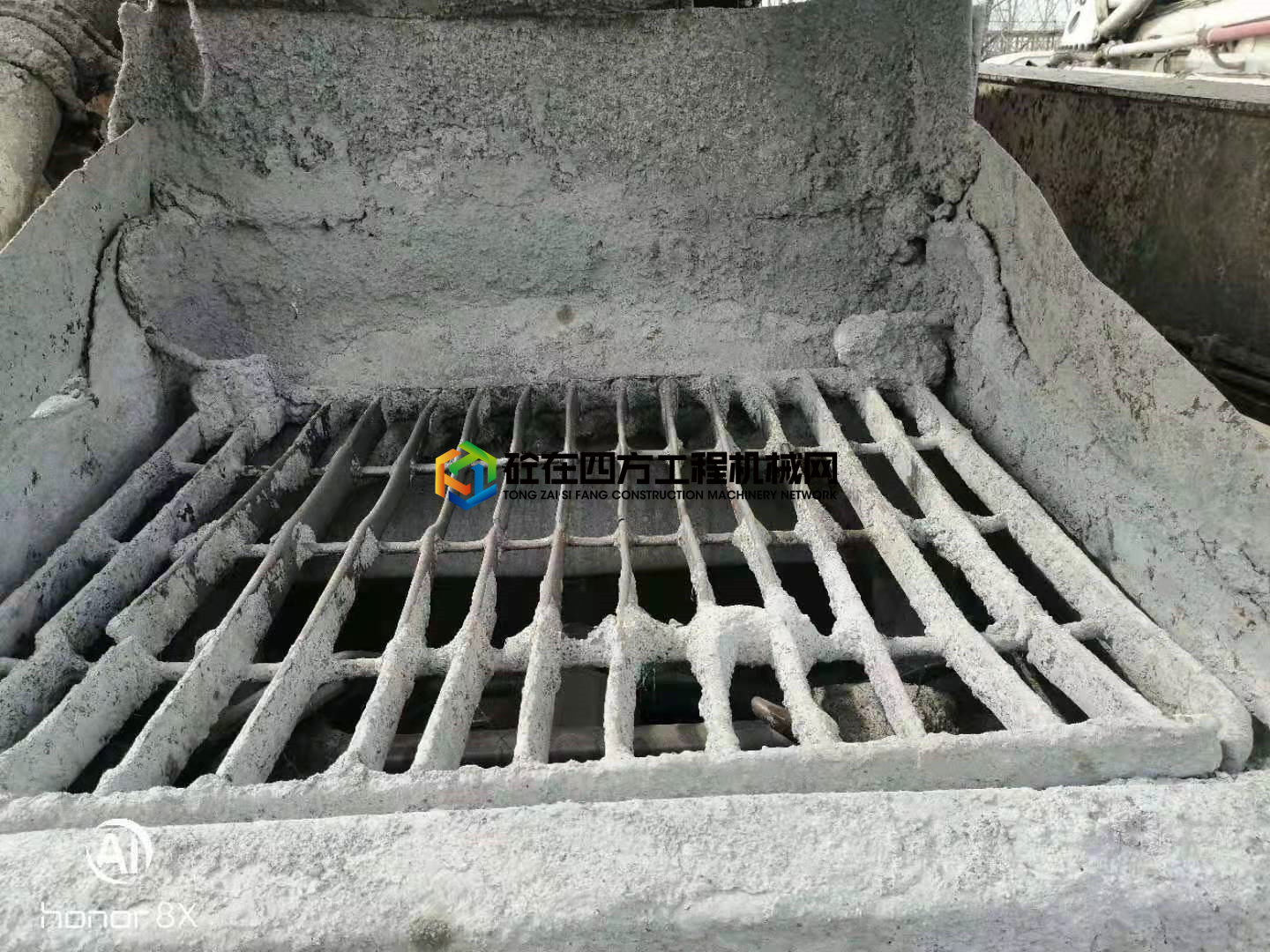 https://images.tongzsf.com/tong/truck_machine/20210306/16042d61d74399.jpg