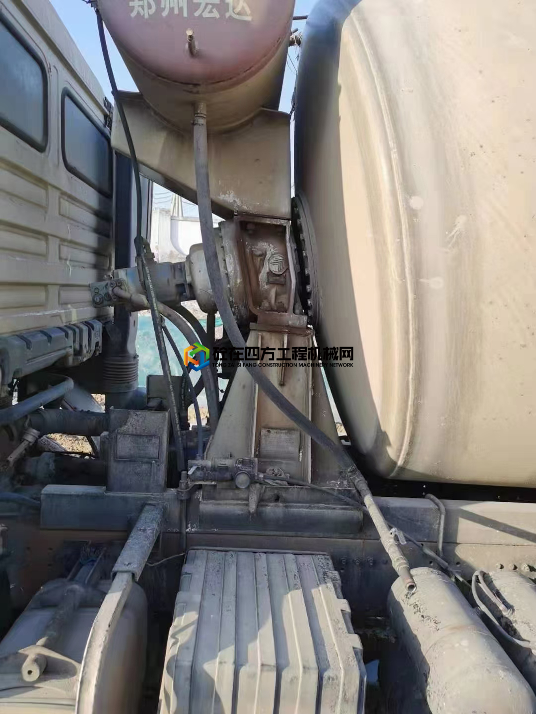 https://images.tongzsf.com/tong/truck_machine/20210306/16042daff7c1c6.jpg