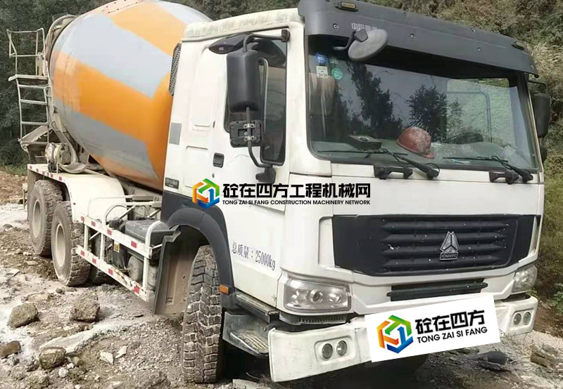 https://images.tongzsf.com/tong/truck_machine/20210306/16042dc0cb6880.jpg