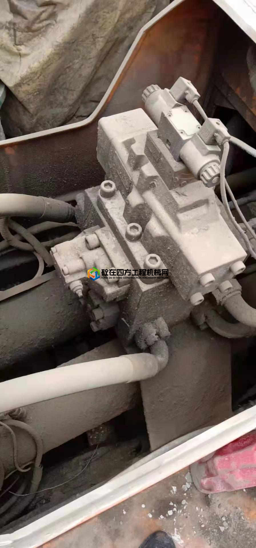 https://images.tongzsf.com/tong/truck_machine/20210306/1604319a1e59ec.jpg