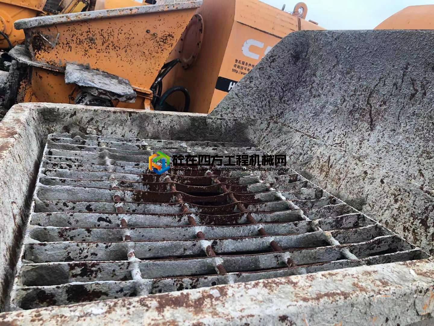 https://images.tongzsf.com/tong/truck_machine/20210306/160434aaae6597.jpg