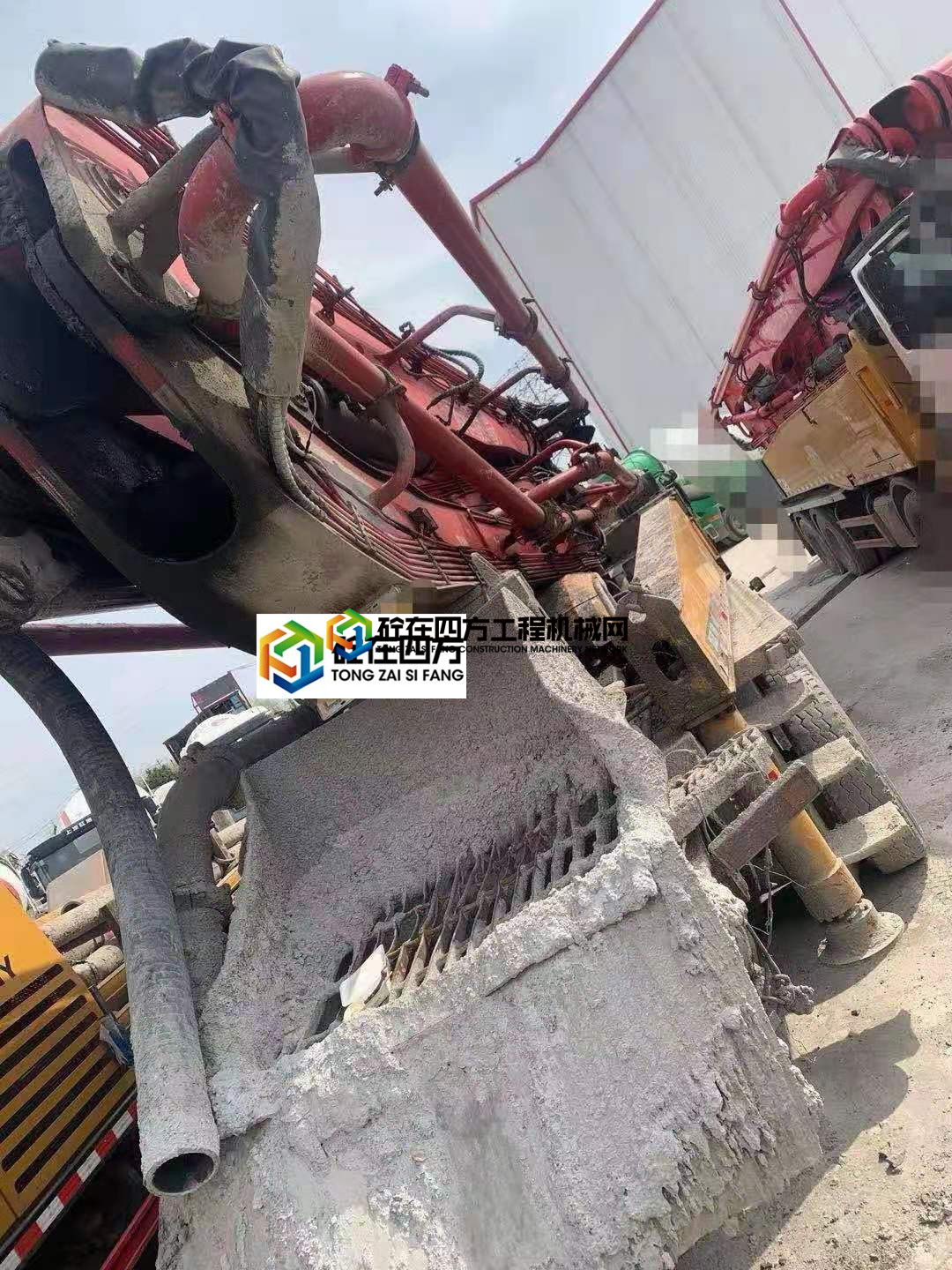 https://images.tongzsf.com/tong/truck_machine/20210308/16045bf97e04fb.jpg