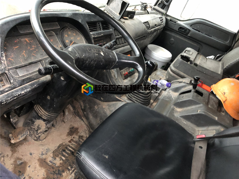 https://images.tongzsf.com/tong/truck_machine/20210308/16045dec53a9a9.jpg