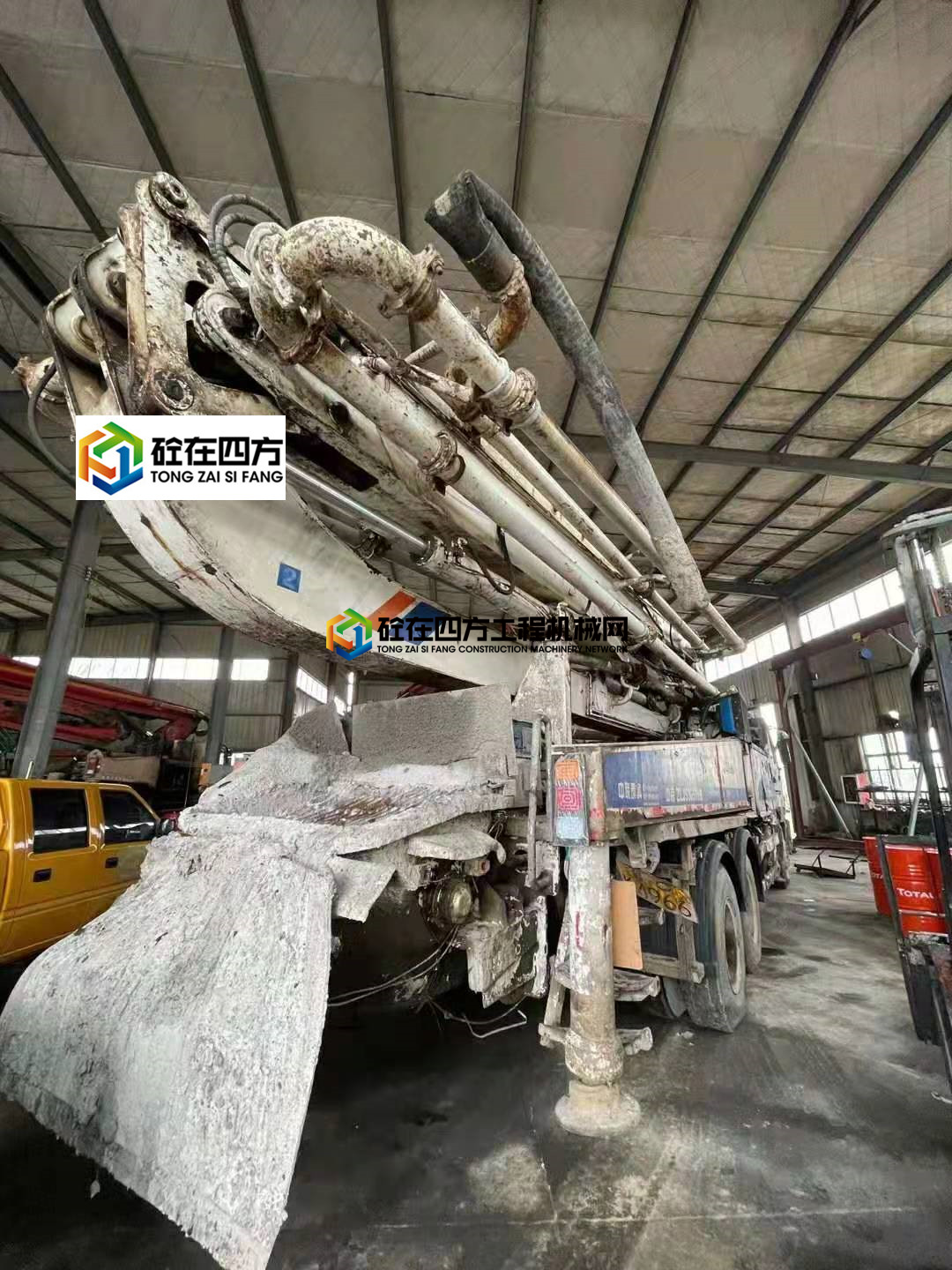 https://images.tongzsf.com/tong/truck_machine/20210309/16046c8bd4deb7.jpg