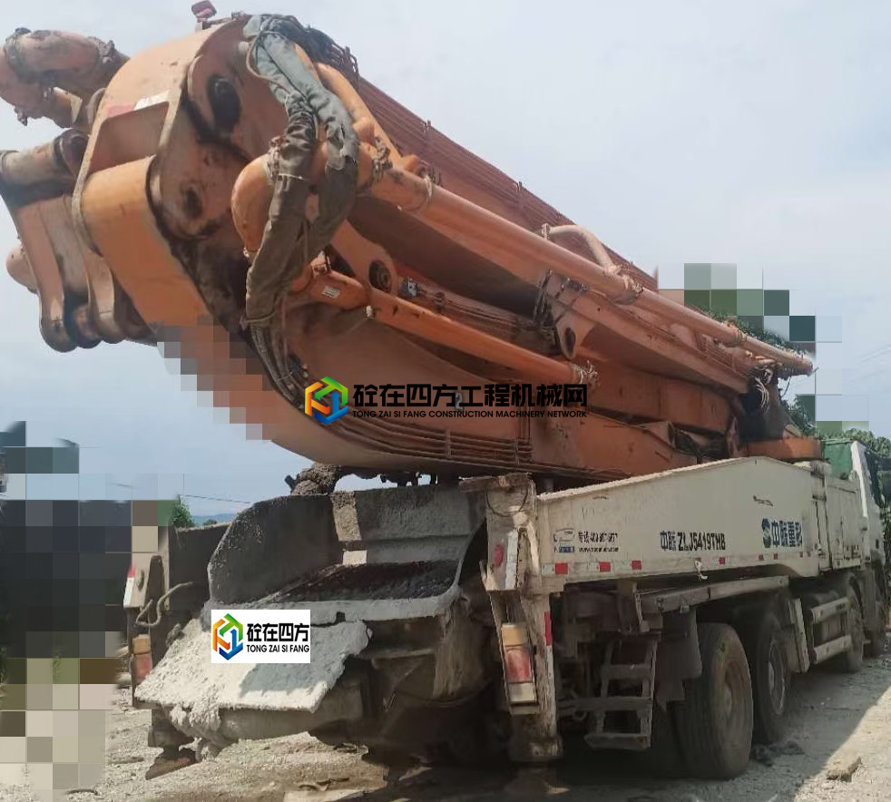 https://images.tongzsf.com/tong/truck_machine/20210309/16046e51c8ef7a.jpg