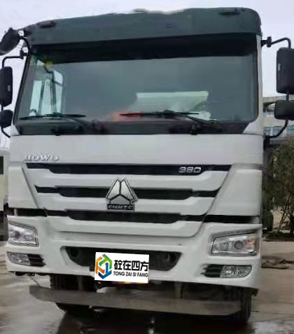 https://images.tongzsf.com/tong/truck_machine/20210309/160472cda2bf9a.jpg