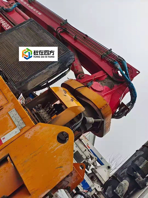 https://images.tongzsf.com/tong/truck_machine/20210310/1604830bfba6e5.jpg