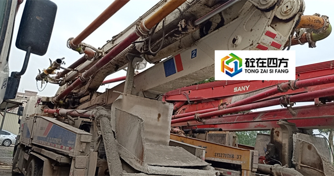 https://images.tongzsf.com/tong/truck_machine/20210310/16048619e9bb60.jpg