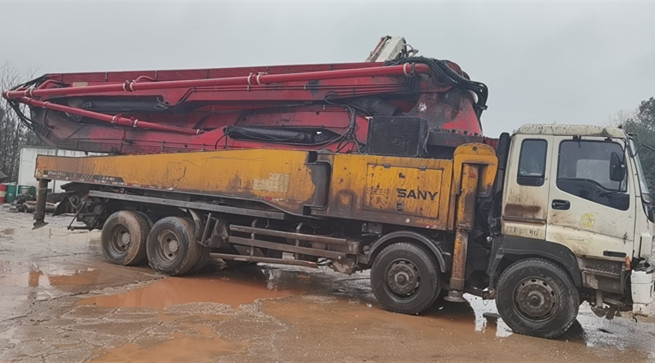 https://images.tongzsf.com/tong/truck_machine/20210310/160487f397bb17.jpg