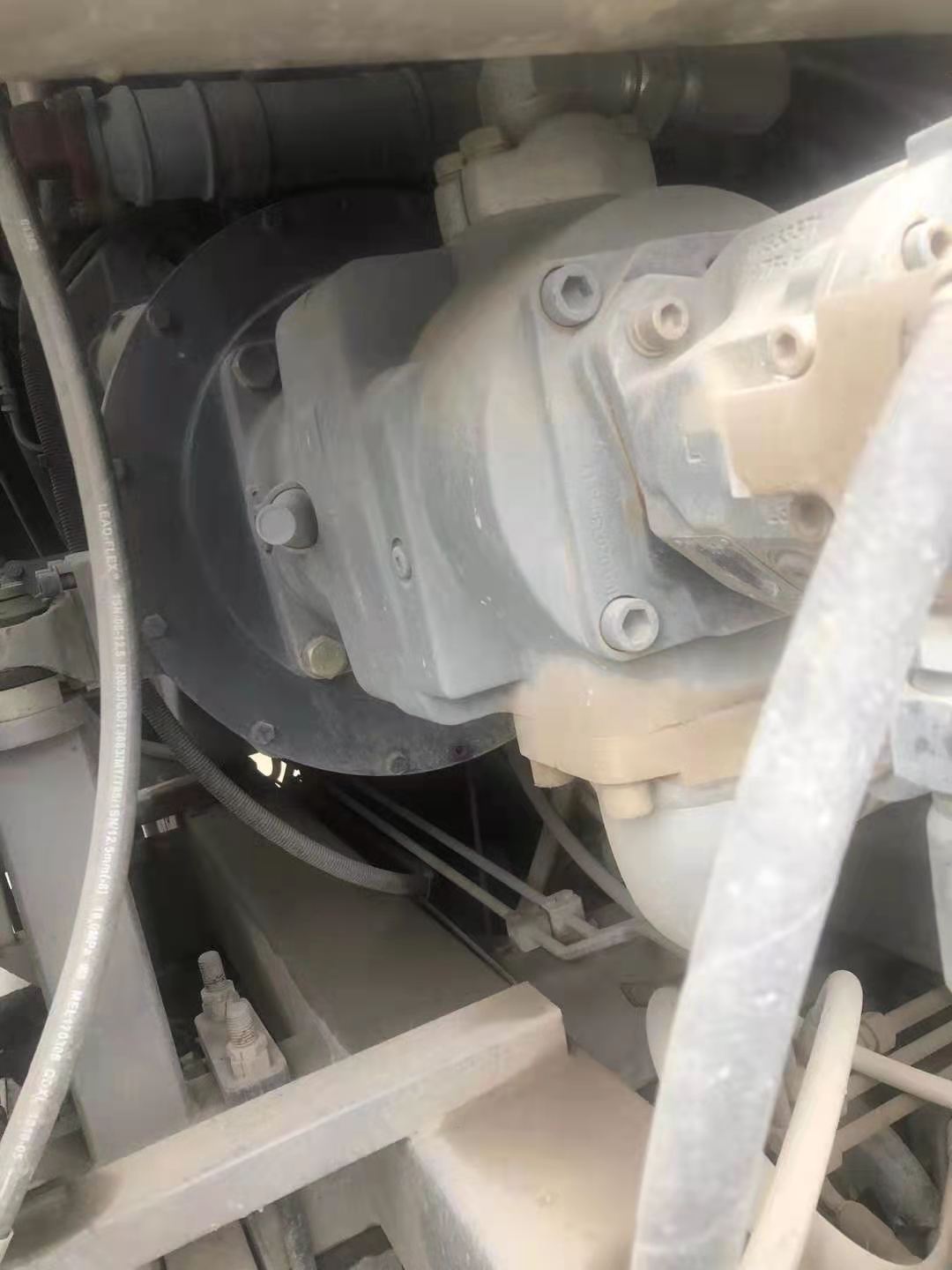 https://images.tongzsf.com/tong/truck_machine/20210311/16049c8a1c9fb9.jpg