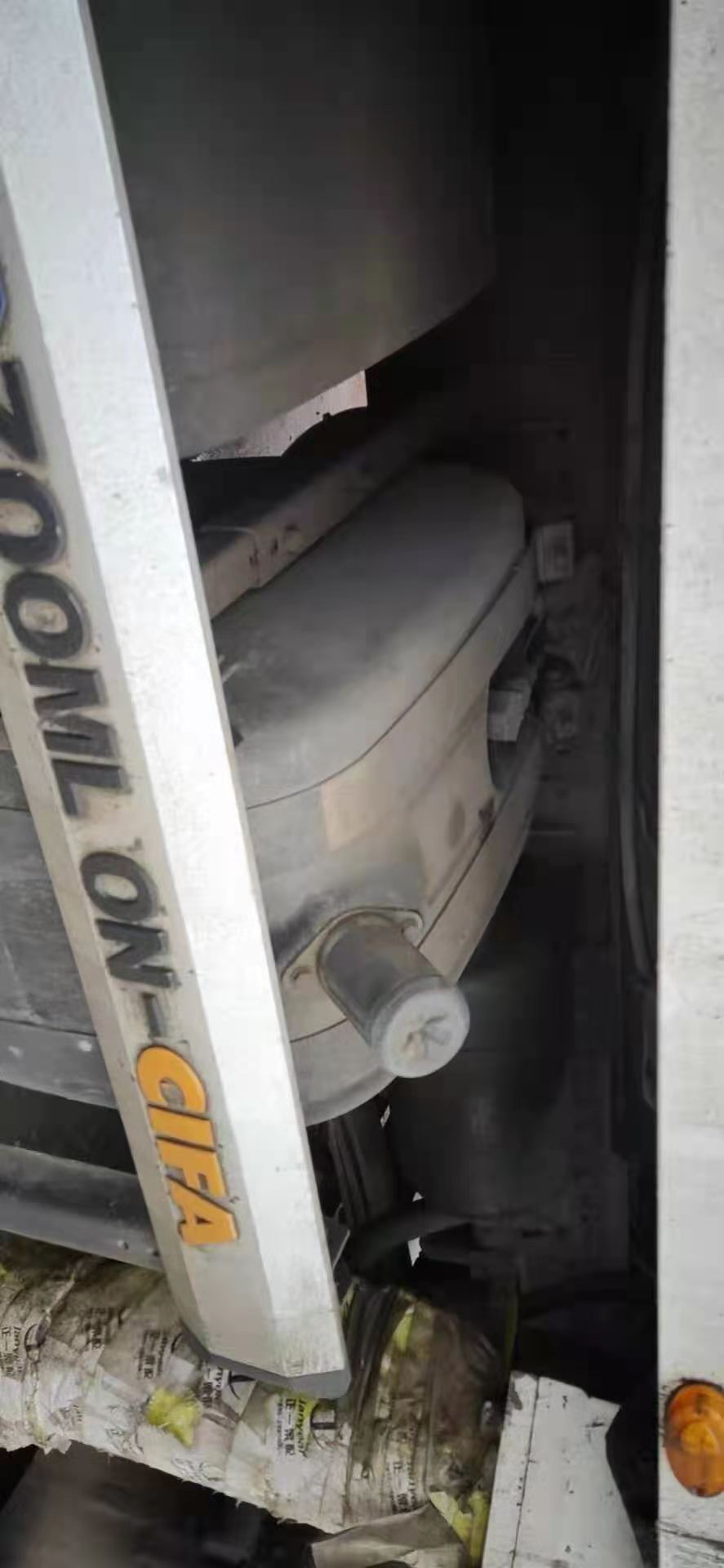 https://images.tongzsf.com/tong/truck_machine/20210312/1604ac640eaba2.jpg