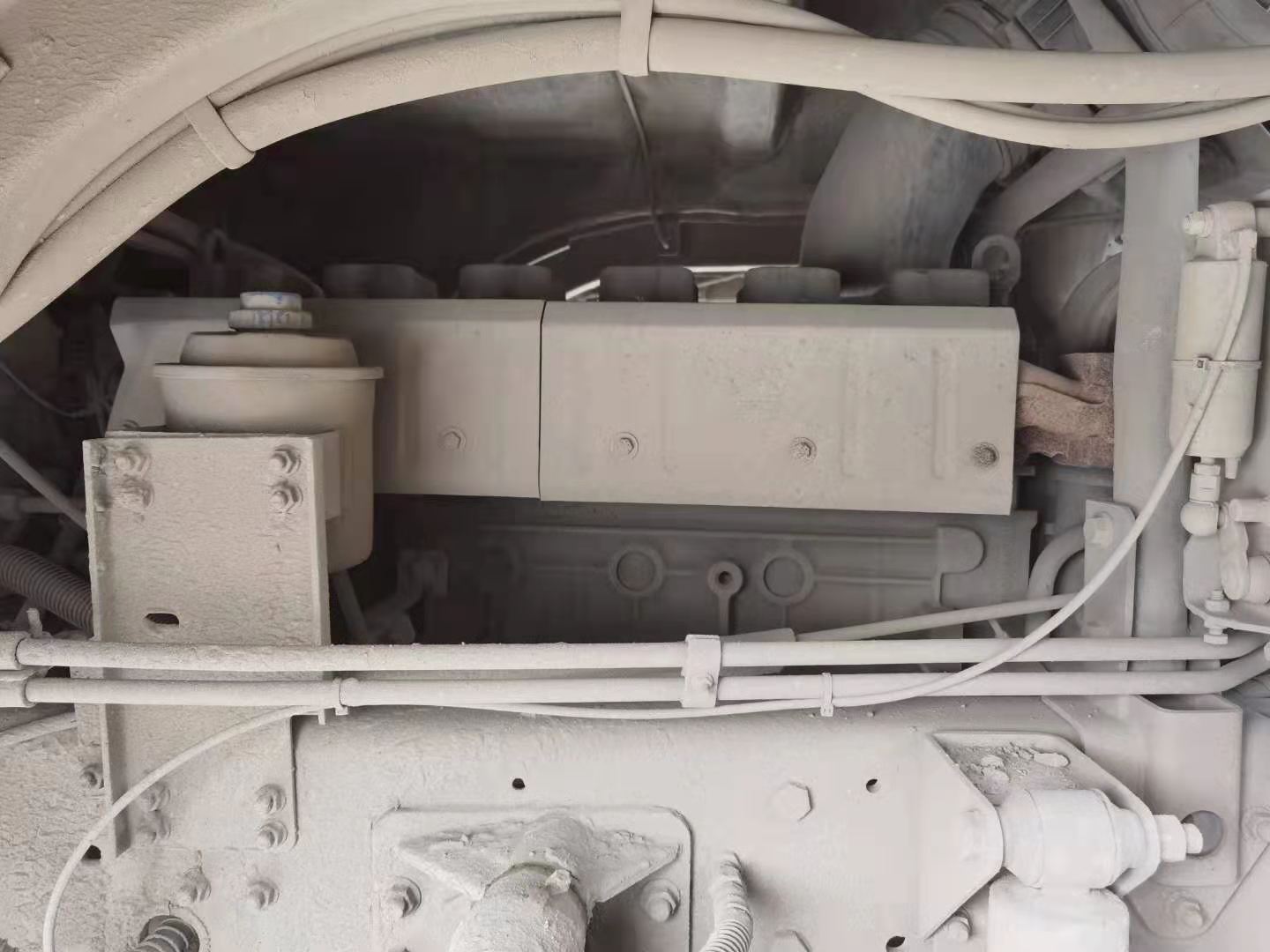 https://images.tongzsf.com/tong/truck_machine/20210312/1604ade1e82b35.jpg