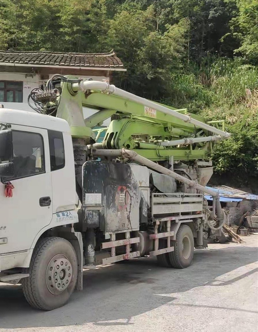 https://images.tongzsf.com/tong/truck_machine/20210312/1604b00b71f3de.jpg