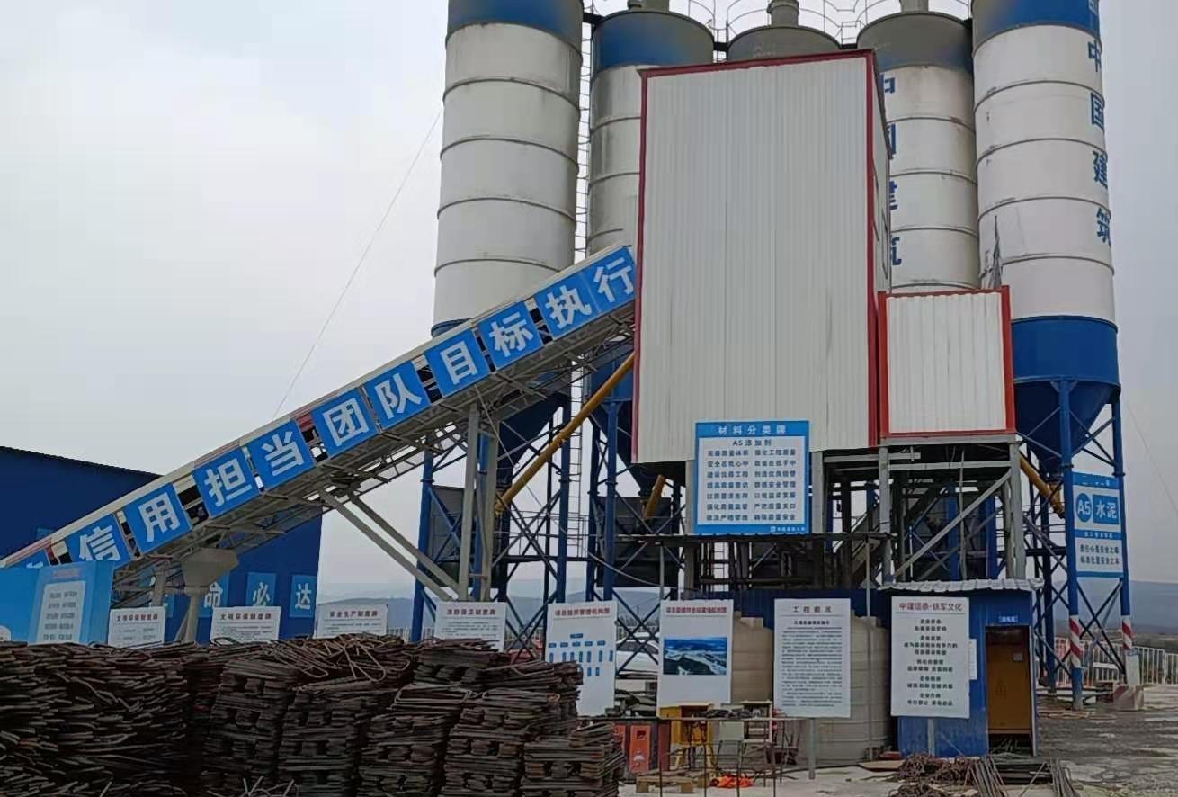 https://images.tongzsf.com/tong/truck_machine/20210313/1604c1e11e7fe6.jpg