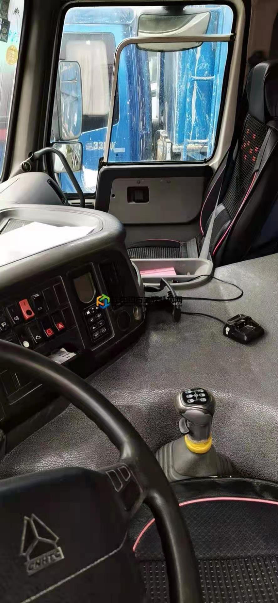 https://images.tongzsf.com/tong/truck_machine/20210315/1604ec3bb561a2.jpg