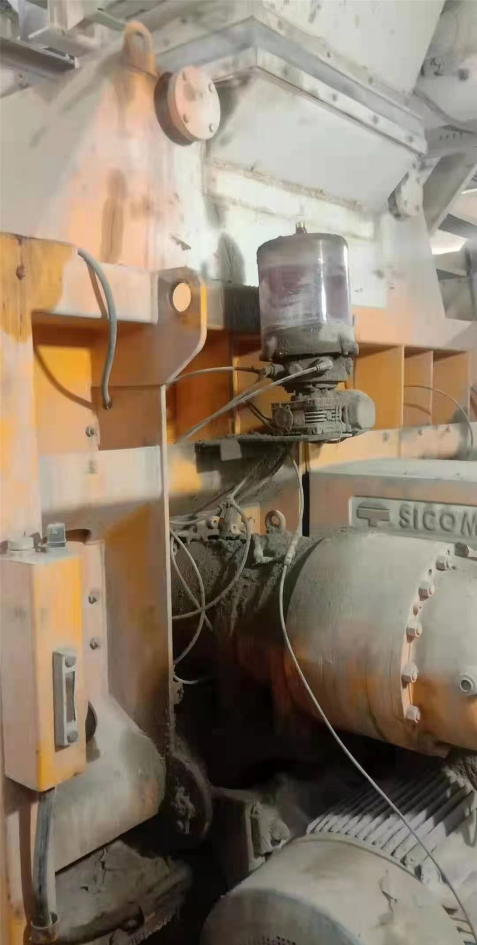 https://images.tongzsf.com/tong/truck_machine/20210316/160504056f187d.jpg