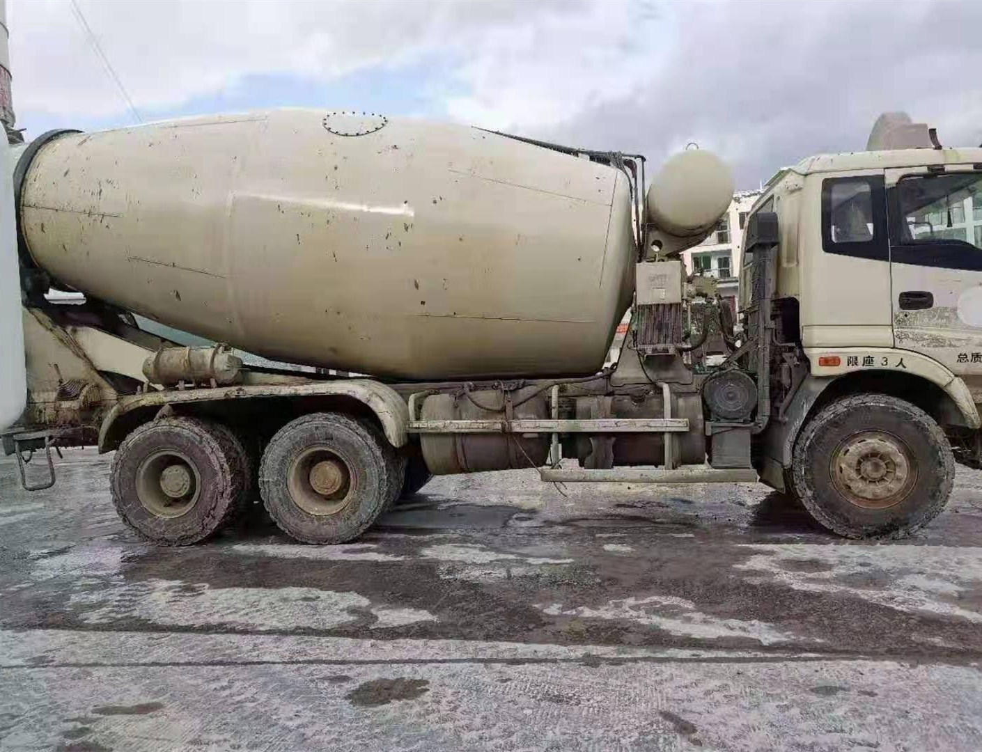 https://images.tongzsf.com/tong/truck_machine/20210316/160504b7a632b9.jpg