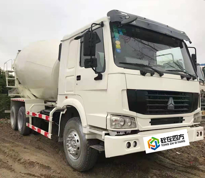 https://images.tongzsf.com/tong/truck_machine/20210316/160504fcf3fc01.jpg