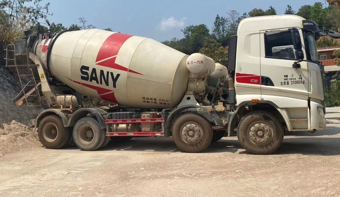 https://images.tongzsf.com/tong/truck_machine/20210317/16051d0fb91d9d.jpg