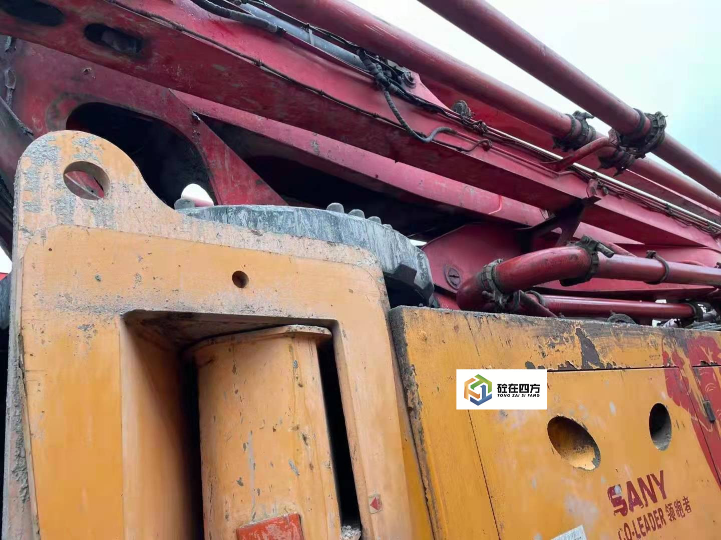 https://images.tongzsf.com/tong/truck_machine/20210318/16052f2dd0bcda.jpg