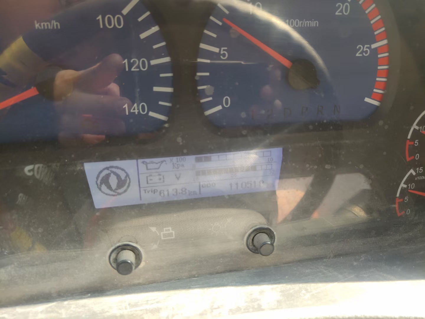 https://images.tongzsf.com/tong/truck_machine/20210318/16052f7e922de4.jpg