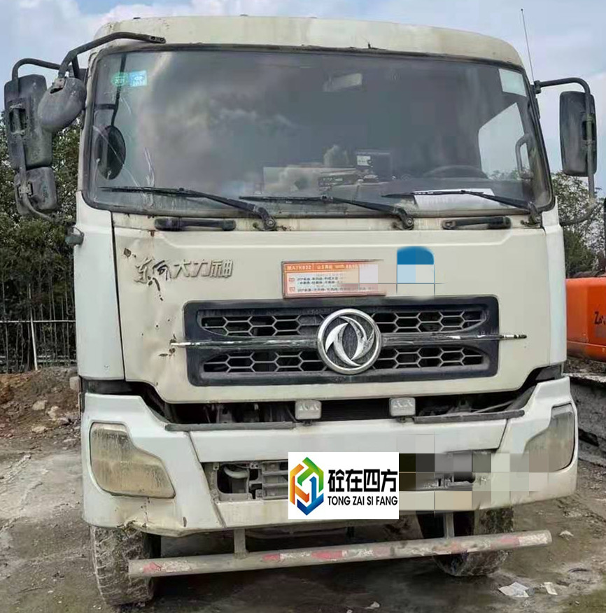 https://images.tongzsf.com/tong/truck_machine/20210318/160530bb49e6c8.jpg