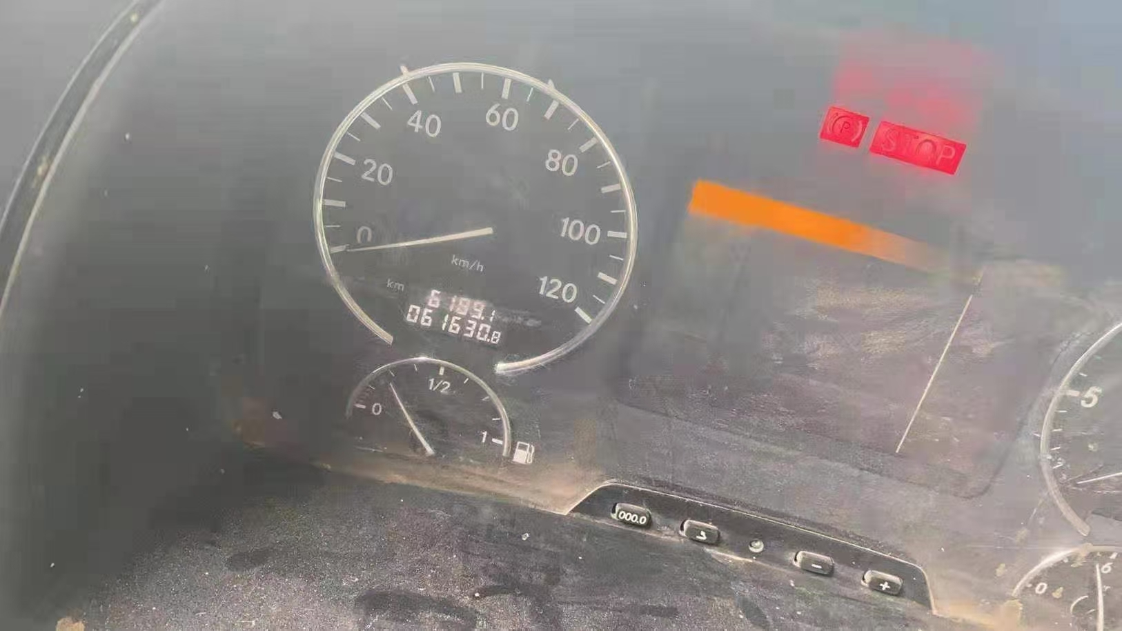https://images.tongzsf.com/tong/truck_machine/20210319/1605458d06c4b7.jpg