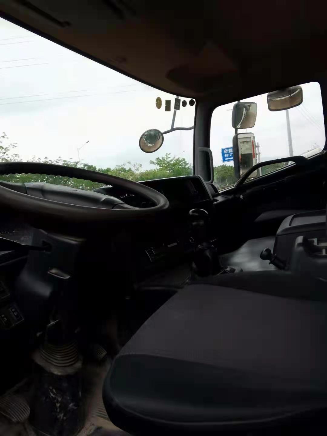https://images.tongzsf.com/tong/truck_machine/20210320/160558bf9c4cba.jpg