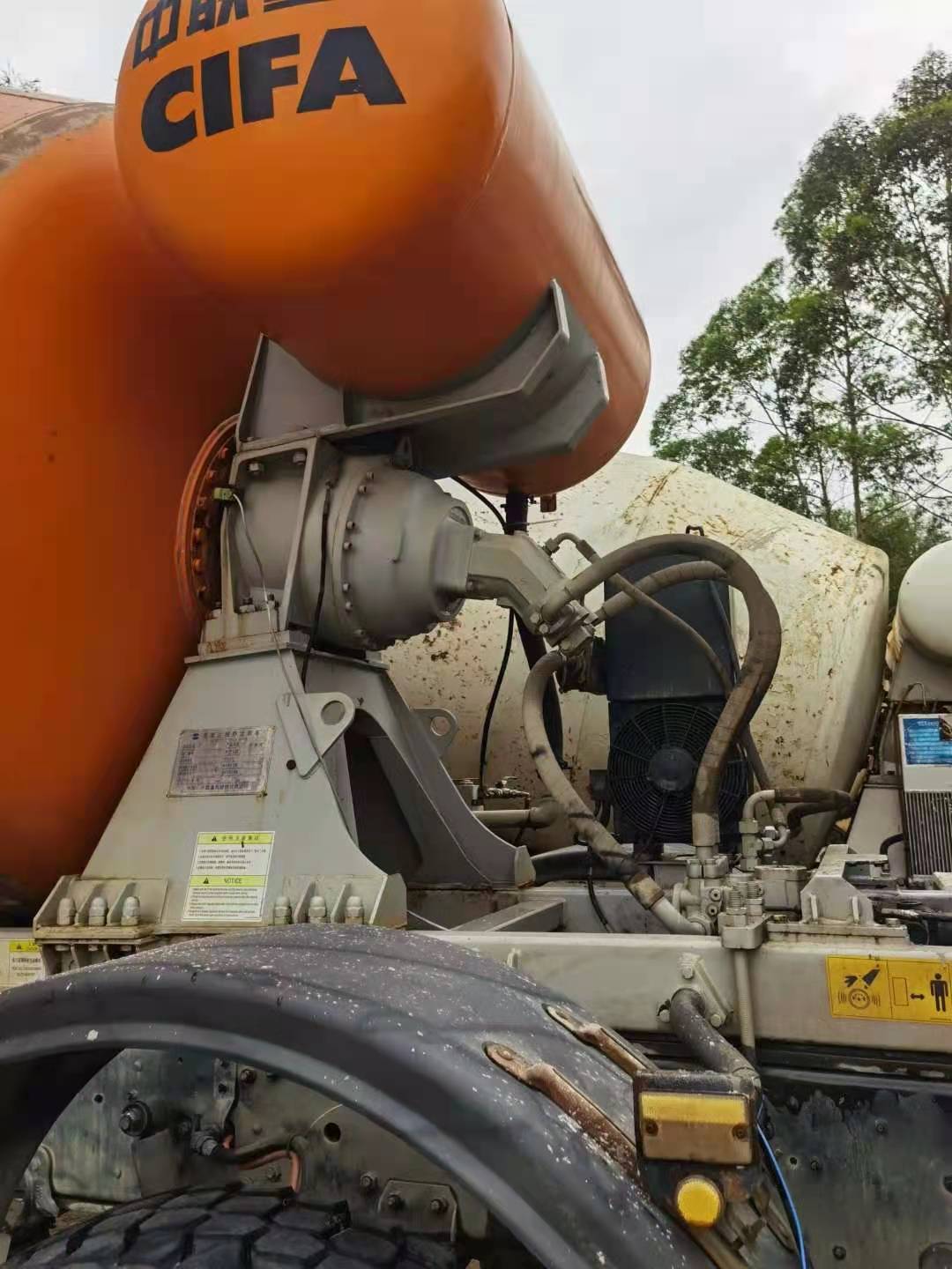 https://images.tongzsf.com/tong/truck_machine/20210320/160558bfa06f86.jpg