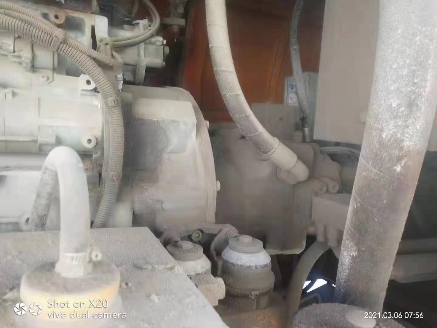 https://images.tongzsf.com/tong/truck_machine/20210320/16055a86944cab.jpg