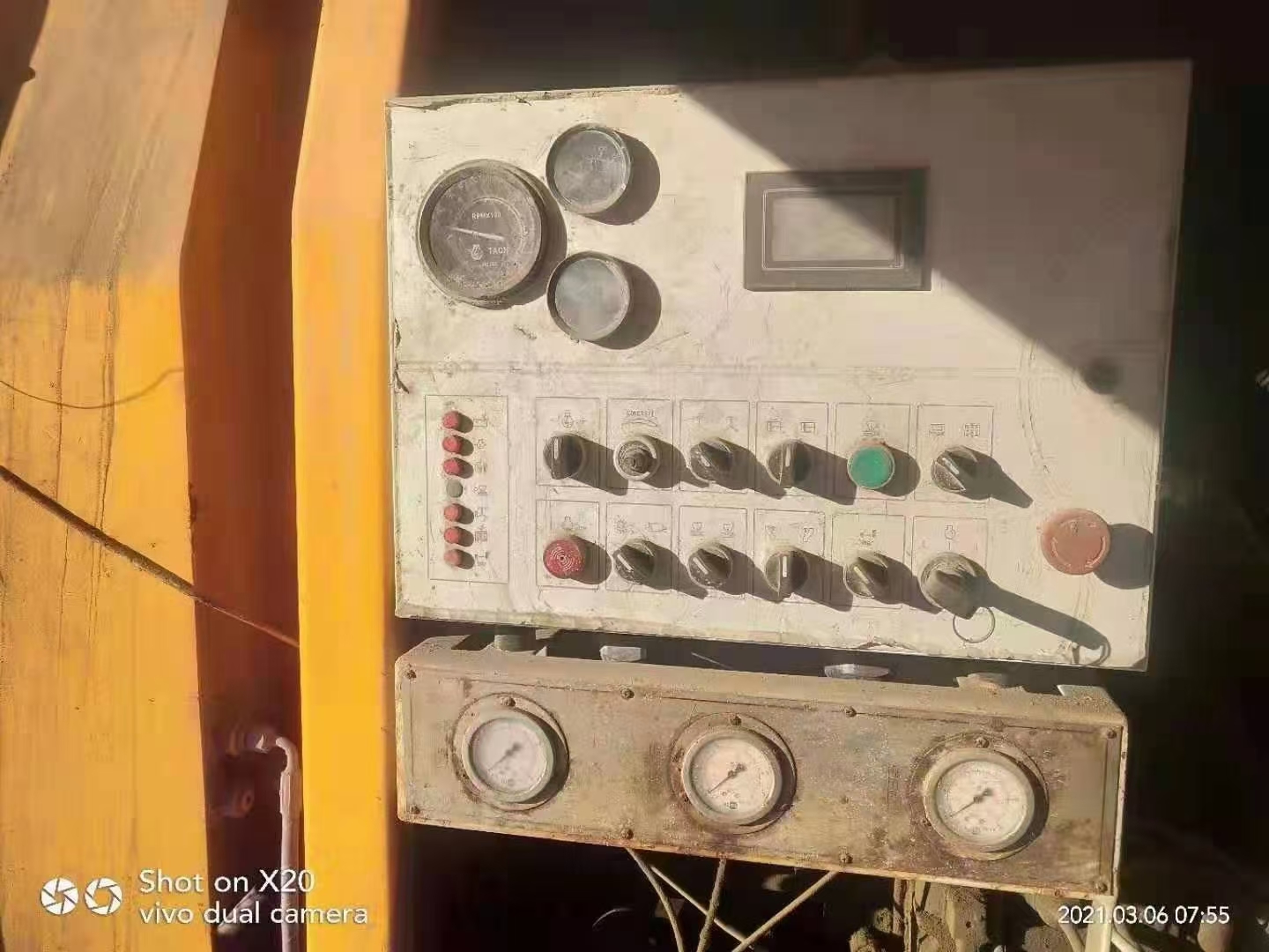 https://images.tongzsf.com/tong/truck_machine/20210320/16055a8698e742.jpg