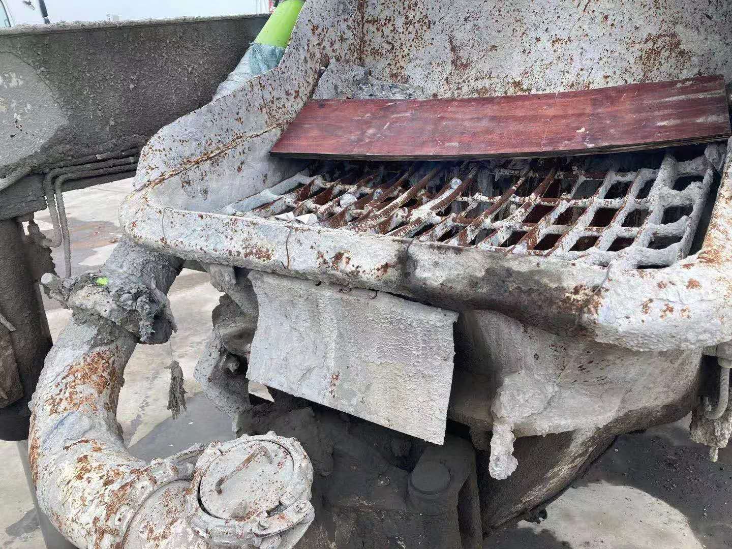 https://images.tongzsf.com/tong/truck_machine/20210322/1605851a1dca9e.jpg