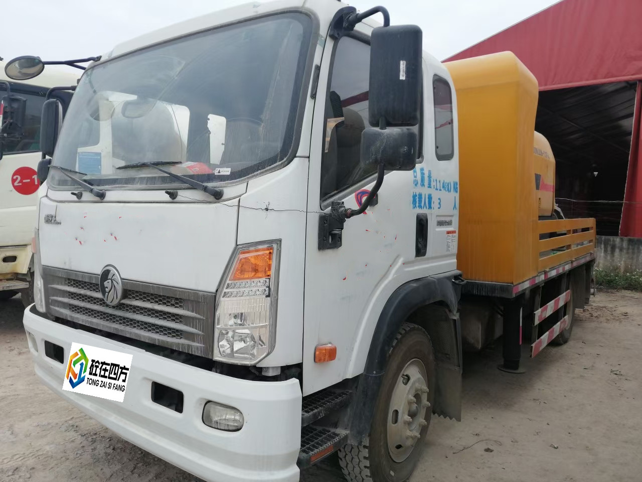 https://images.tongzsf.com/tong/truck_machine/20210322/160585aa0eb322.jpg