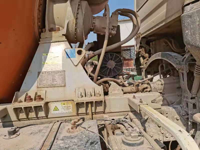 https://images.tongzsf.com/tong/truck_machine/20210324/1605b2bf1c7bc4.jpg