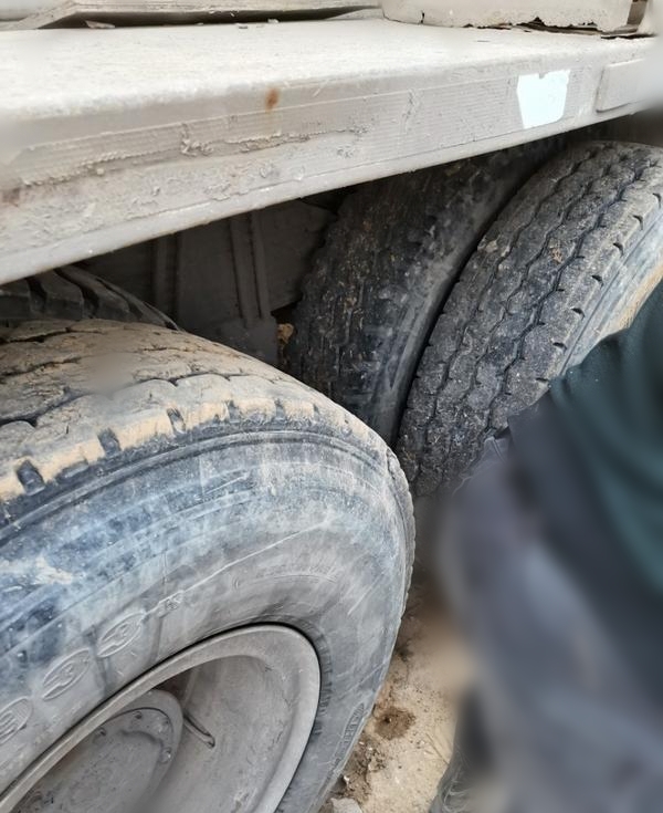 https://images.tongzsf.com/tong/truck_machine/20210325/1605bf1432a953.jpg