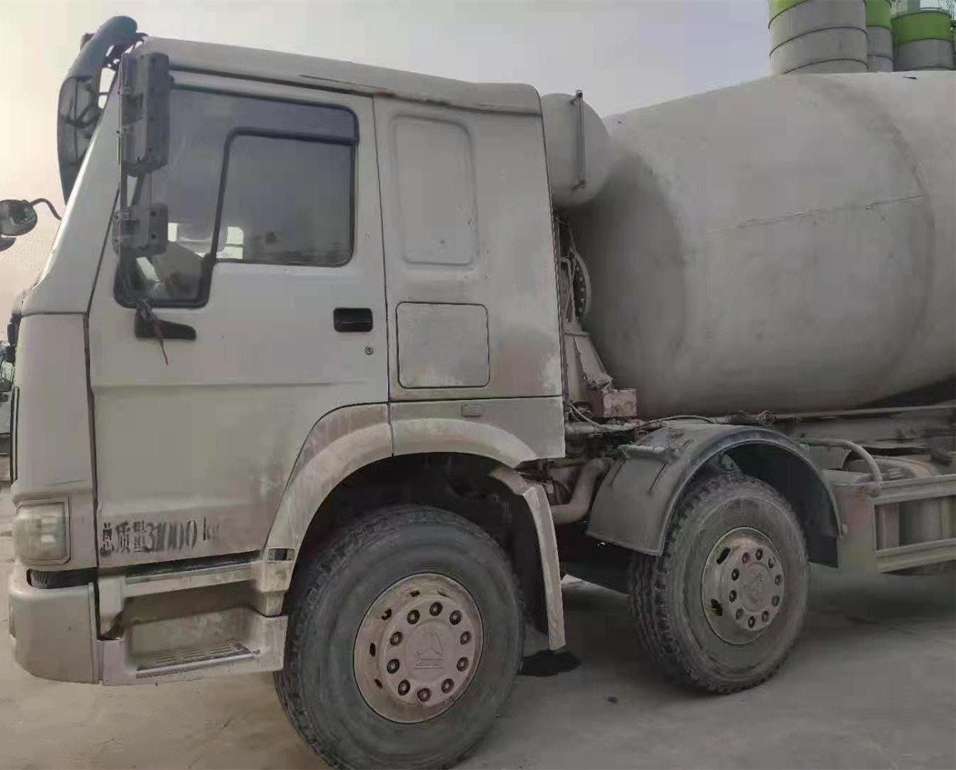 https://images.tongzsf.com/tong/truck_machine/20210325/1605c00fbb399b.jpg