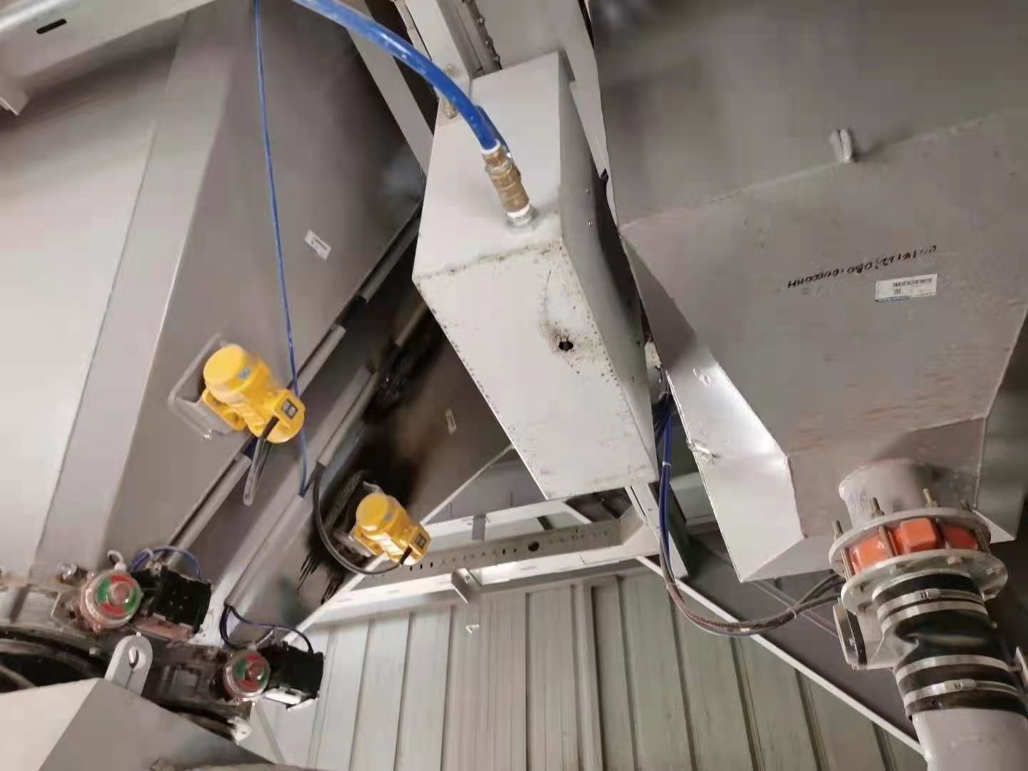 https://images.tongzsf.com/tong/truck_machine/20210325/1605c097f3f77f.jpg